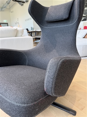 VITRA Grand Repos  Ottoman